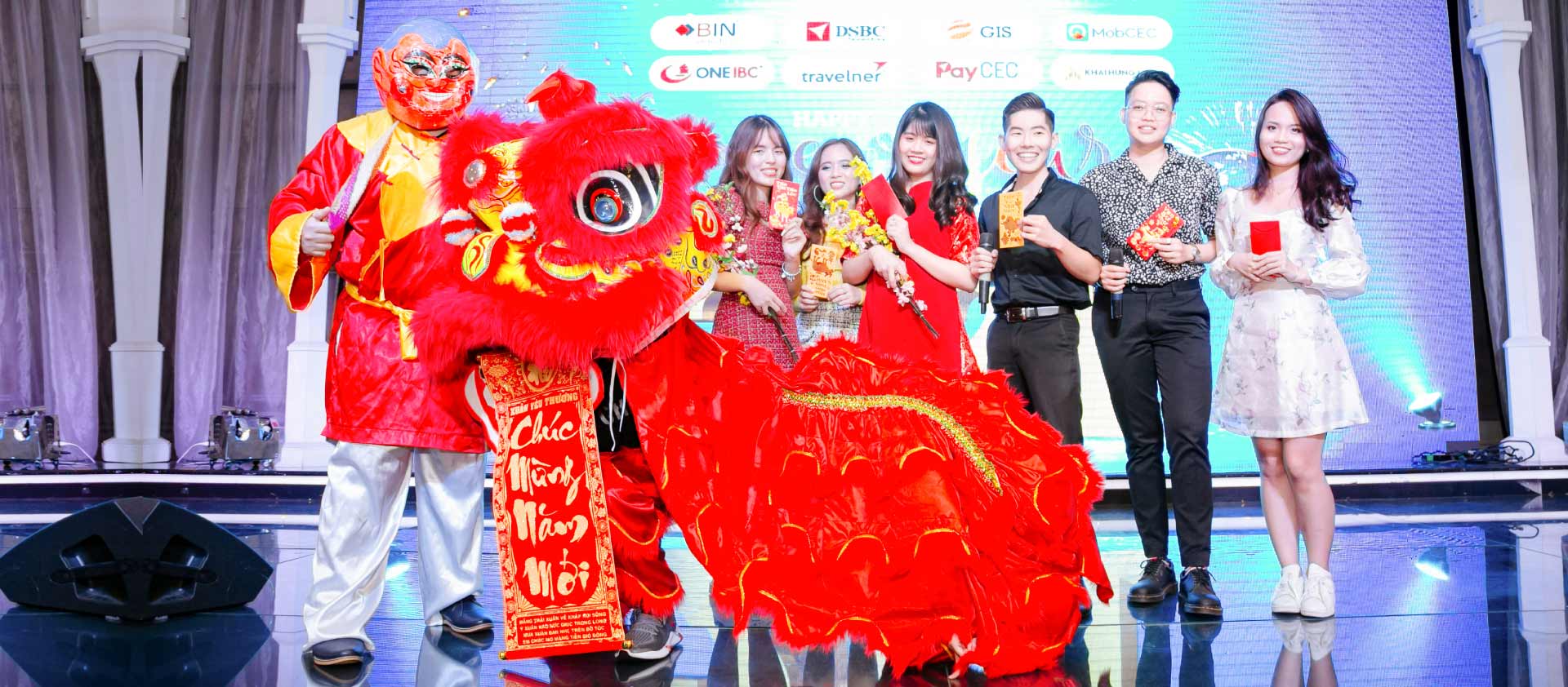 Môi trường làm việc Môi trường làm việc