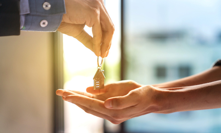 Giao dịch mua nhà qua ngân hàng nhanh gọn, tiện lợi và giúp tránh tối đa những rủi ro giao dịch bằng tiền mặt